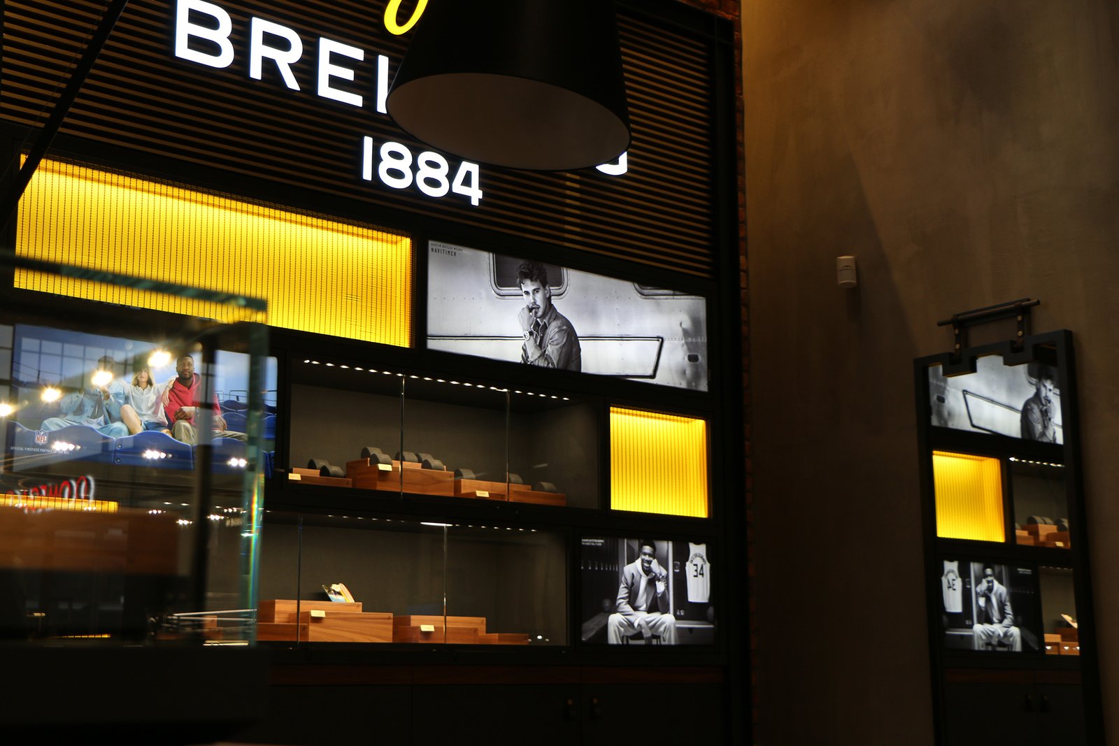 orrs-jewlery-project-img-interior-lights-8