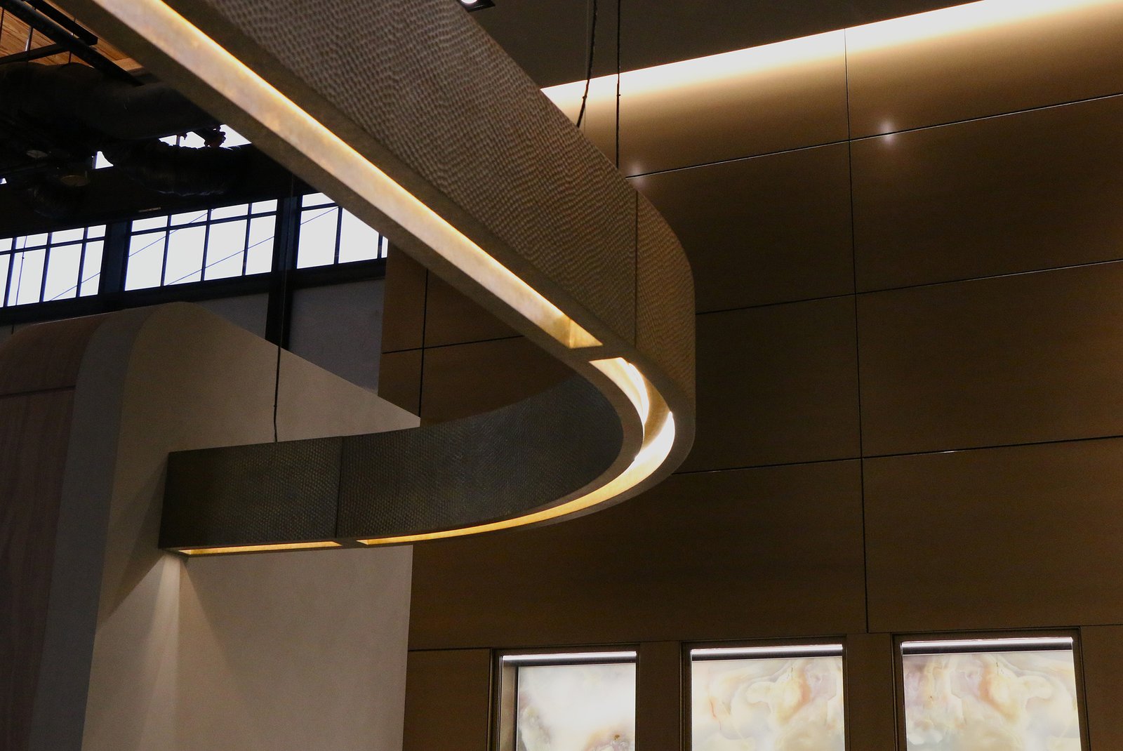 orrs-jewlery-project-img-interior-overhead-lights-5