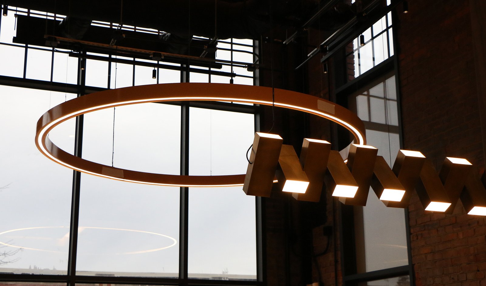 orrs-jewlery-project-img-interior-overhead-lights-6